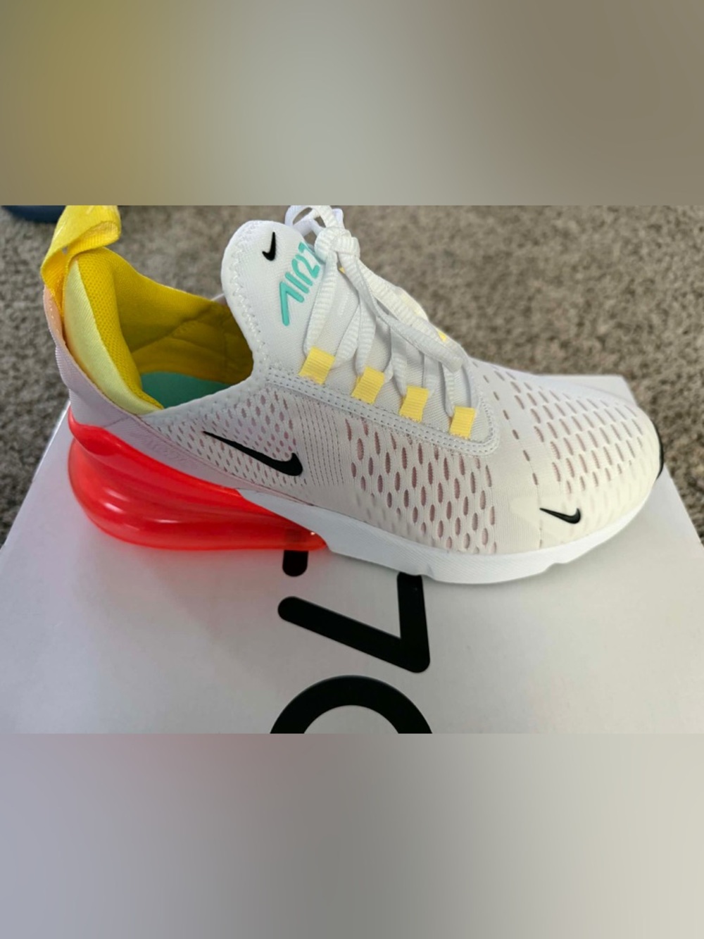 Nike Air Max 270 / White-Black-B Crimson / FZ3624 100 / Women's Sz 8
